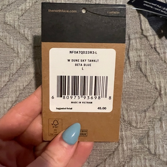 the north face sports tank NWT women’s L - Picture 3 of 3